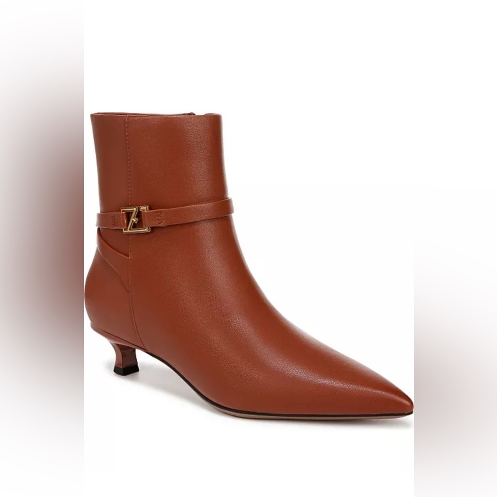 NWT Franco Sarto
Women's Marnie Kitten Heel Dress Booties